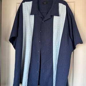 Haggar Navy Short Sleeve Button-Up Shirt with Light Blue Panels